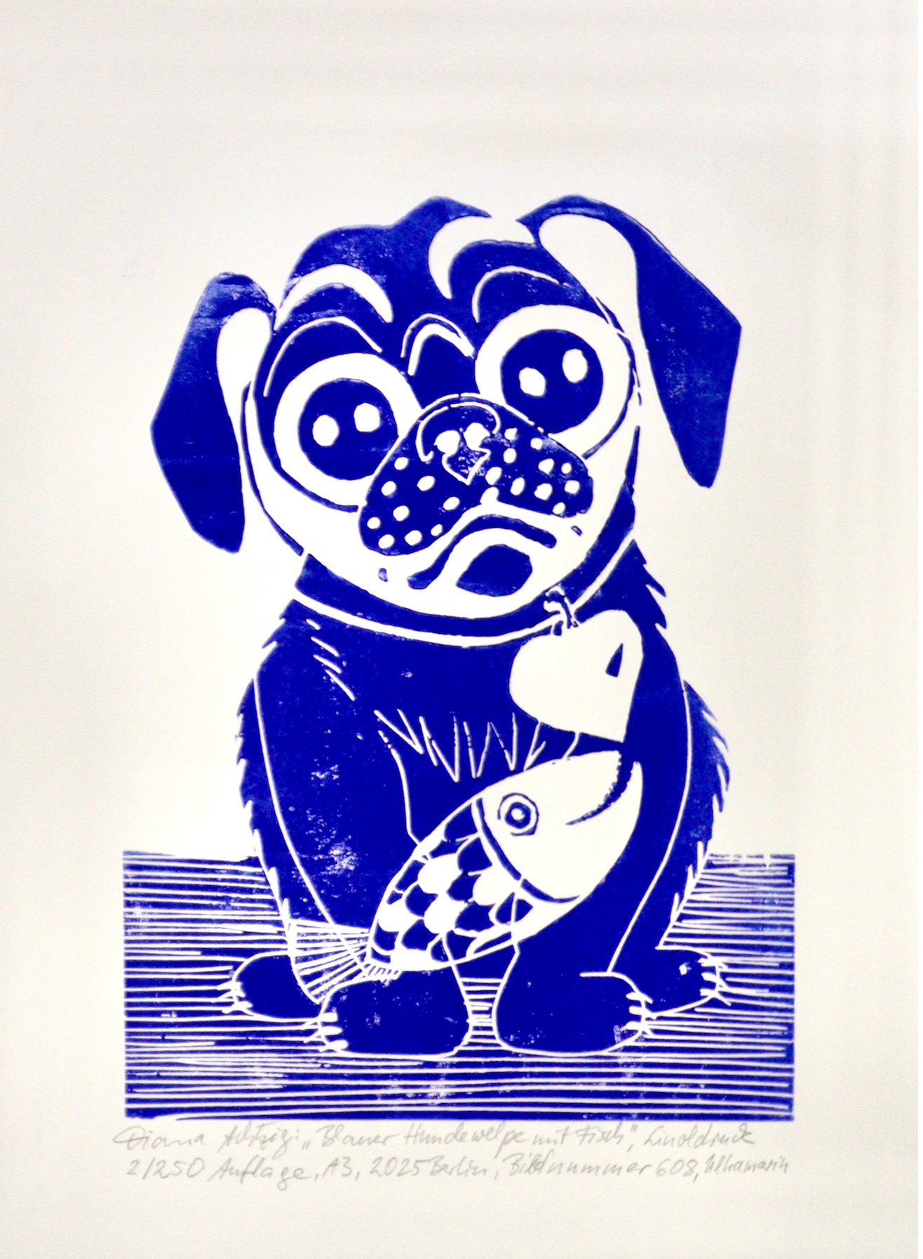 Kunst, Linoldruck, Bilder der Hoffnung, "Blauer Hundewelpe mit Fisch", A3